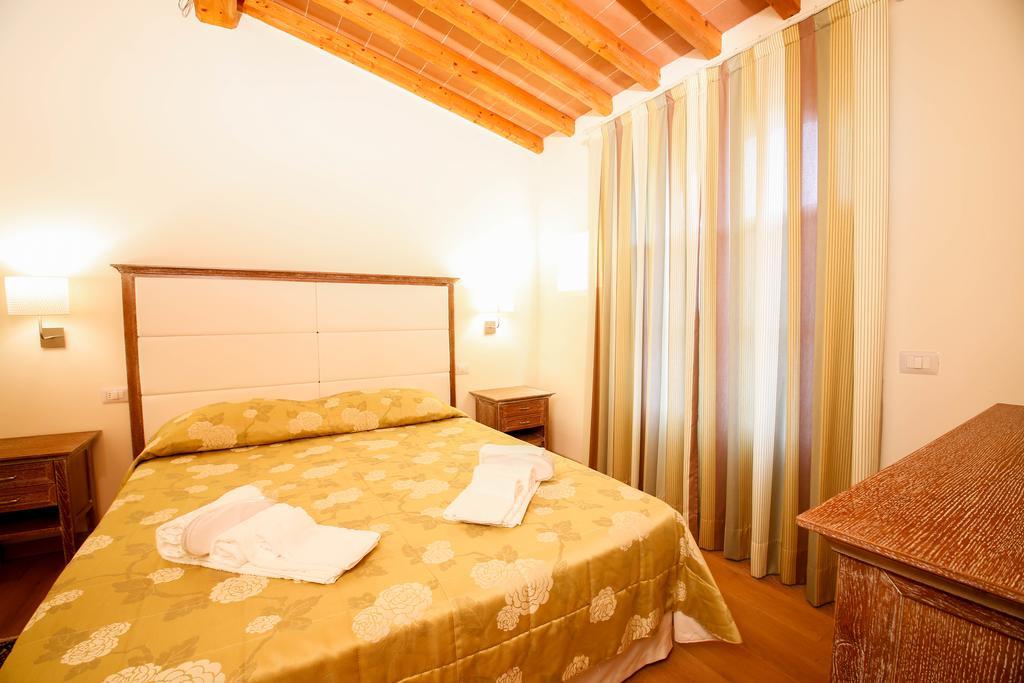 Casa Montecuccoli Montelupo Fiorentino Δωμάτιο φωτογραφία